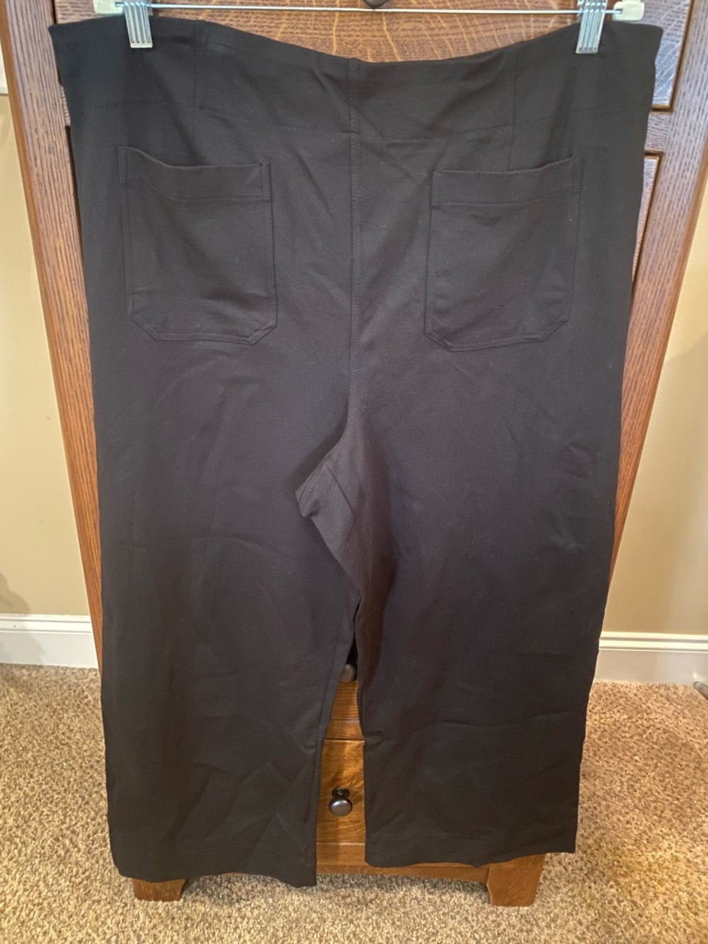 Jones New York Black Pull-On Pants